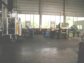 ( c ) Manfred  -  Werkzeugbau + Reis Presse 30 t