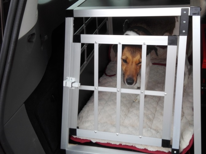 �  Manfred V�lkel