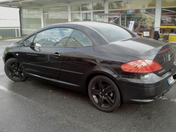 �  Manfred V�lkel